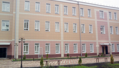 Здание Орловского базового медицинского колледжа в 2013 году